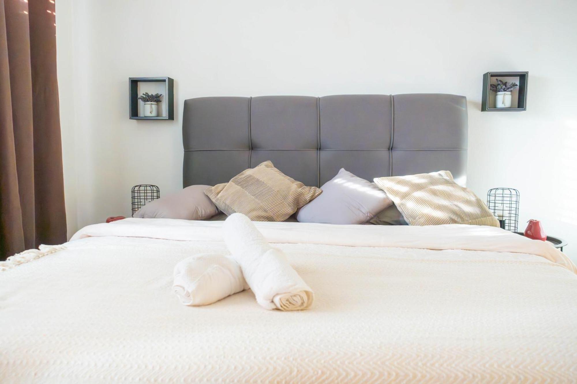 Apartman Lili Knin Ngoại thất bức ảnh